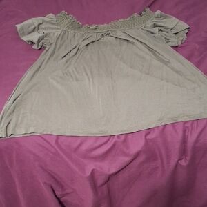 Off-the-shoulder cropped army green blouse